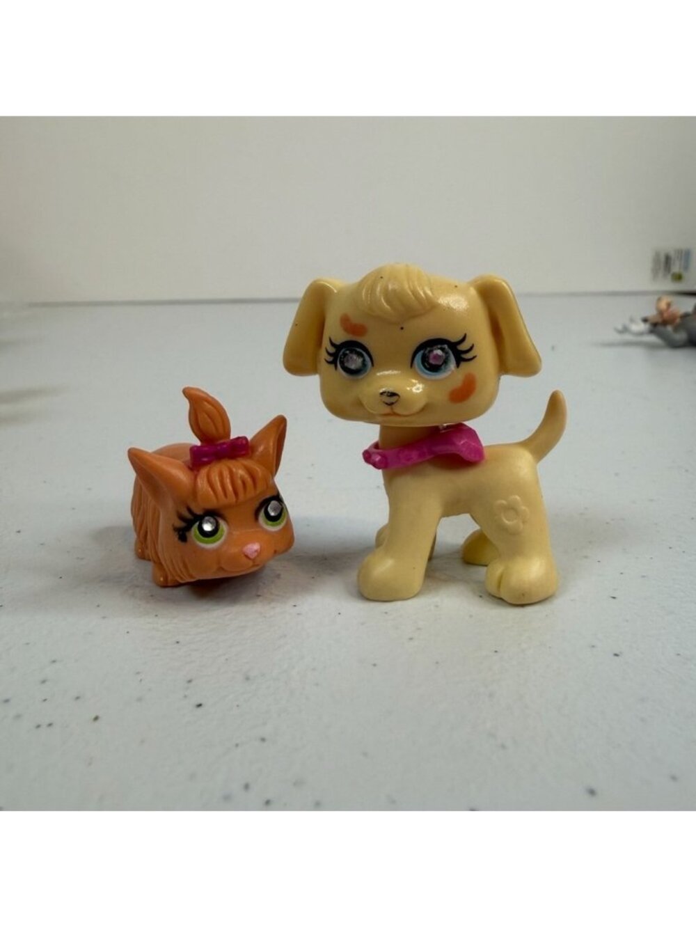POLLY POCKET SPARKLIN' PETS MATTEL #113 Blonde dog #20 rare
